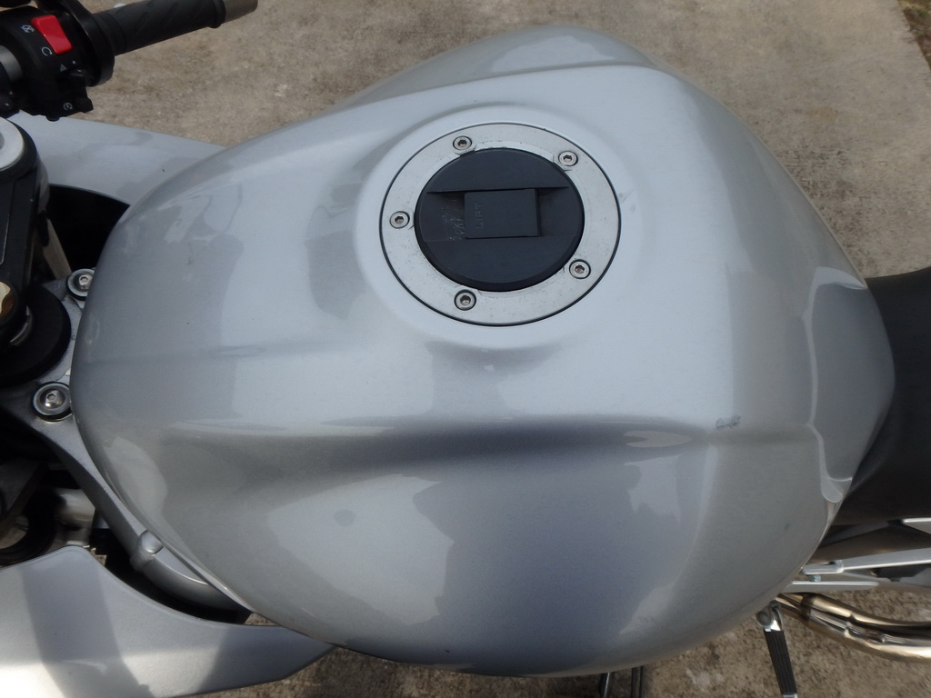 Купить мотоцикл Suzuki SV1000S 2003 фото 26
